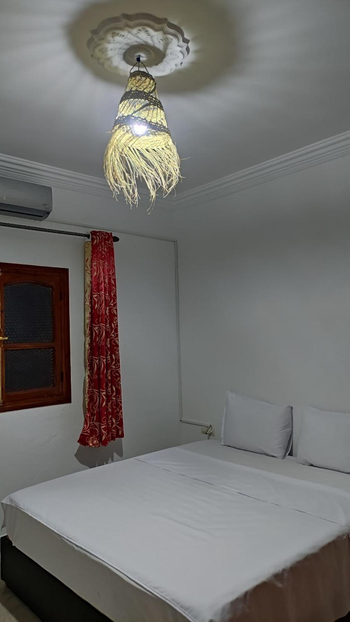Warzazat Hostel מראה חיצוני תמונה