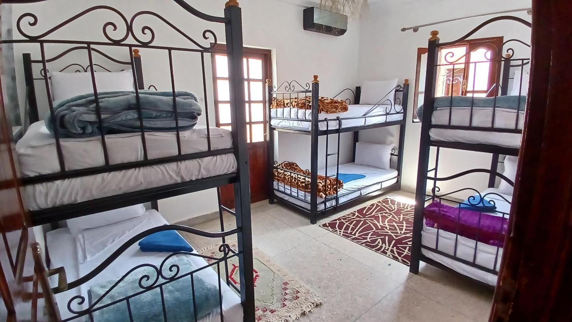 Warzazat Hostel מראה חיצוני תמונה