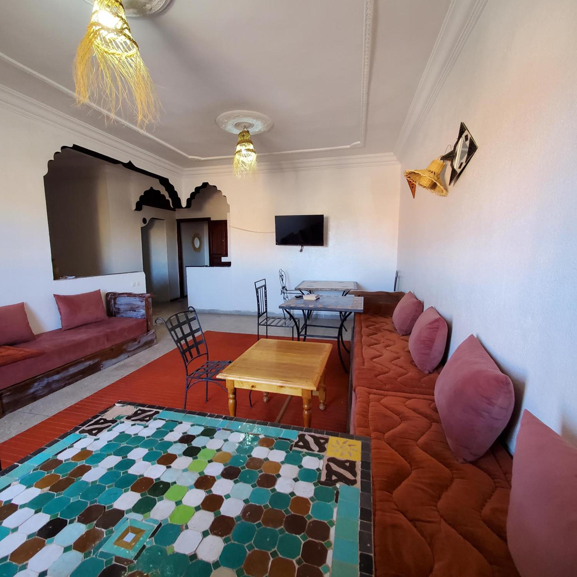 Warzazat Hostel מראה חיצוני תמונה