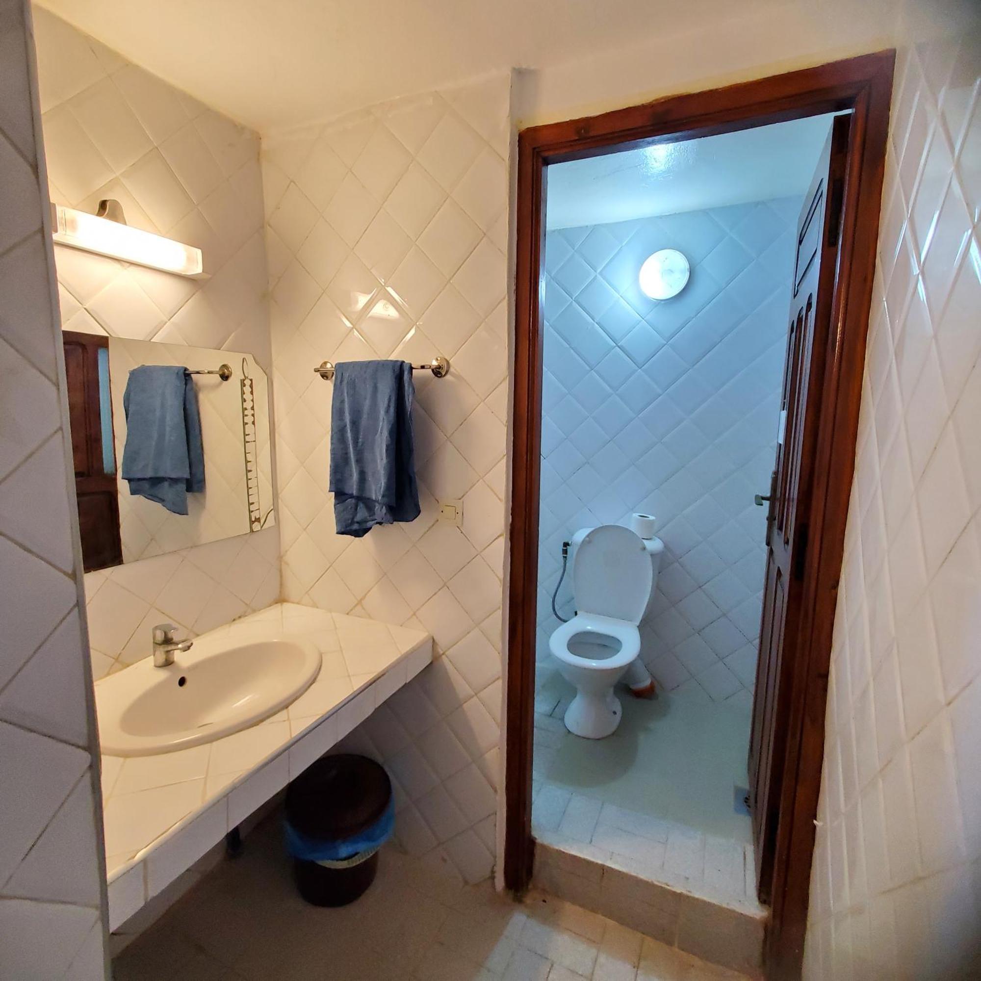 Warzazat Hostel מראה חיצוני תמונה